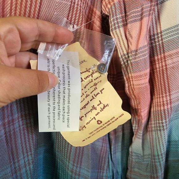 NWT One World Ombre Top - Picture 4 of 7